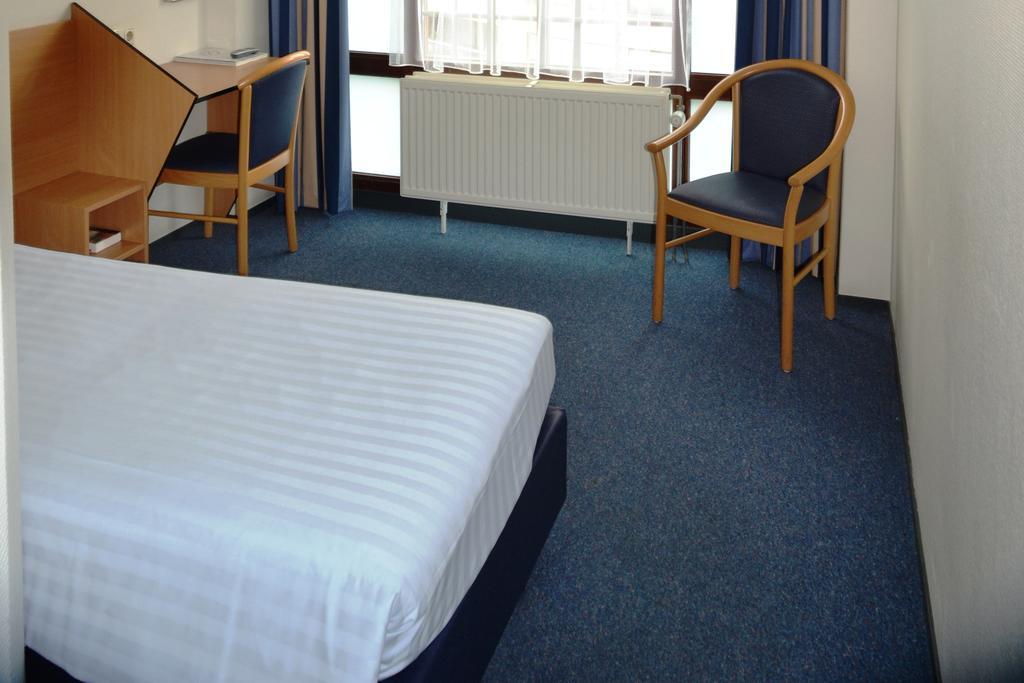 Maritime Hotel Rotterdam Roterdão Quarto foto